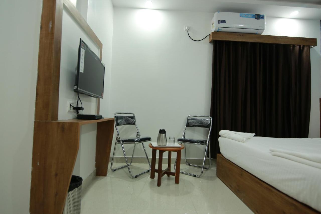 Hotel Bg Inn Bengaluru Kültér fotó